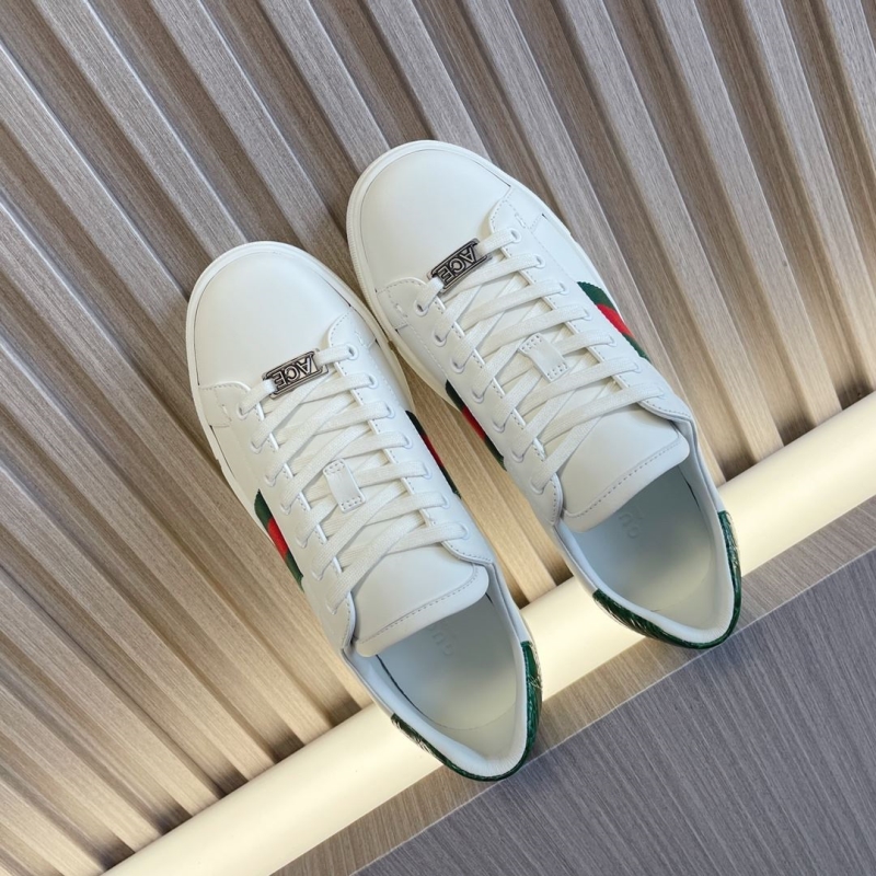 G*u*i casual shoes